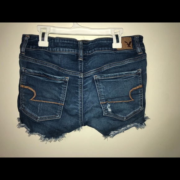 Distressed midi shorts - Picture 3 of 4